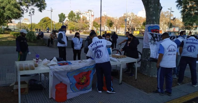 Schmid encabezó un locro solidario para personas en situación de calle