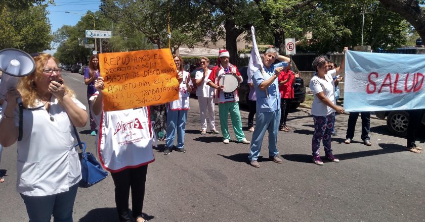 «No podemos seguir trabajando gratis para el Estado», el reclamo de los profesionales de la salud de San Luis