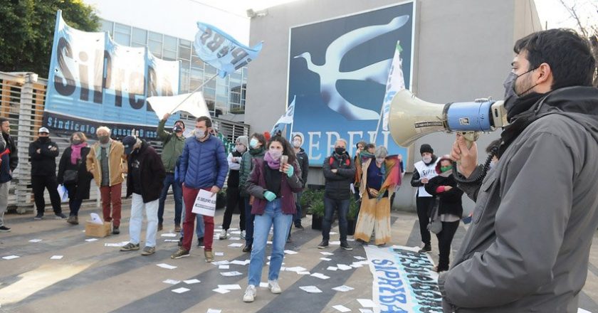 Fontevecchia no pagó el aguinaldo y los trabajadores paralizaron la redacción de Perfil