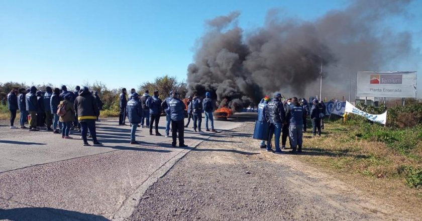 Trabajadores de Seguridad Privada bloquearon una refinería de YPF para que Securitas cumpla con las leyes laborales