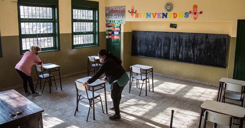 Los docentes adelantan que le pedirán a Kicillof una suba salarial que «supere a la inflación»