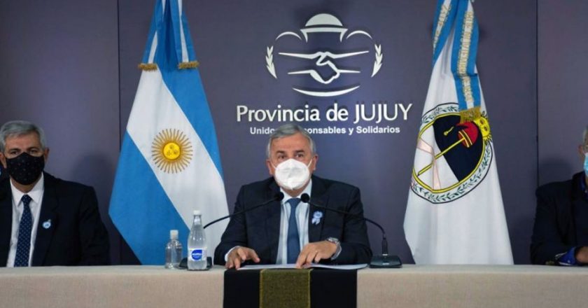 ¿Caso testigo? Jujuy licencia sin goce de sueldo a quienes no se vacunen y los gremios lo rechazan