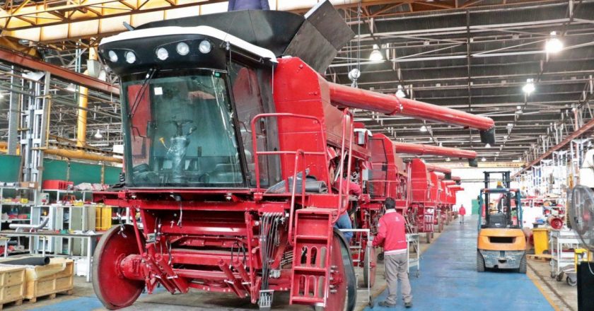 La UOM acordó con una fábrica santafesina un bono para trabajadores vacunados