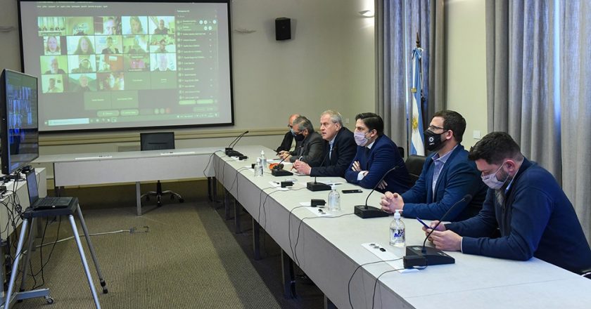 Trotta se reunió con docentes universitarios en el marco del adelanto de la revisión paritaria pero no hubo acuerdo