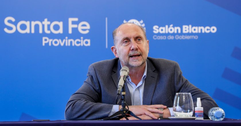 Tras las PASO, Perotti recalcula e inicia ronda de paritarias con docentes, estatales y sector salud