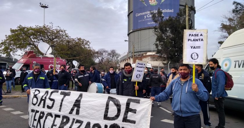 Trabajadores del gas mantienen paro y se concentran en General Paz y De los Constituyentes