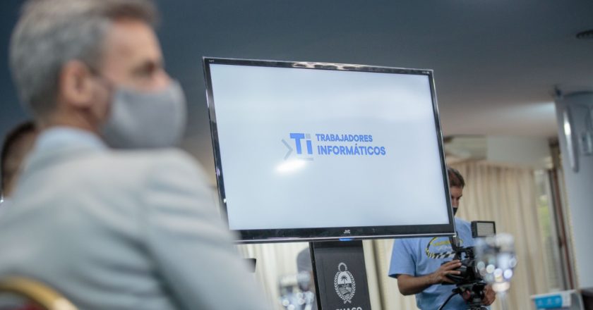 Gremio de informáticos desmintió a la cámara empresaria: «La mayoría de los trabajadores de la industria del software cobra menos de $60.000»