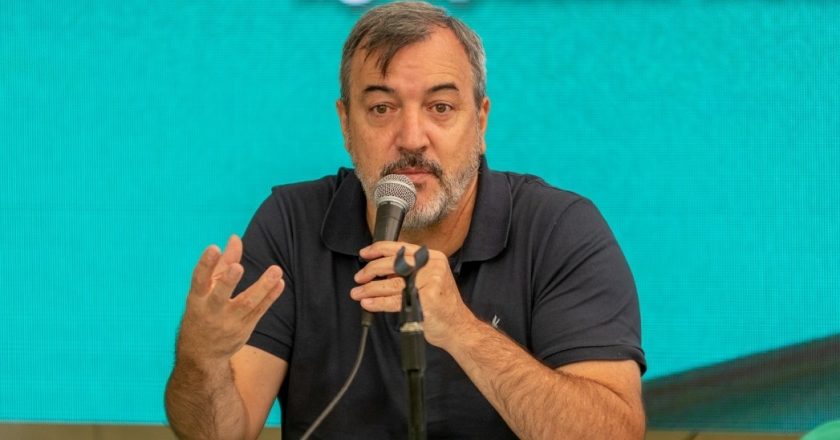 Aguiar le pidió a los 3.9 millones de estatales “recordar el ajuste y los despidos del macrismo antes de ir a votar”