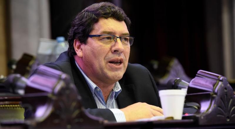 Diputado radical propone modificación del Impuesto a las Ganancias para beneficiar a autónomos