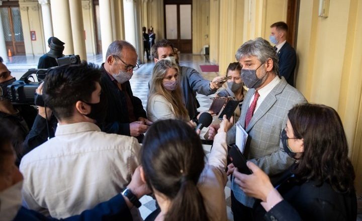 En un nuevo gesto al sector científico, Filmus anunció un nuevo aumento para los investigadores del Conicet