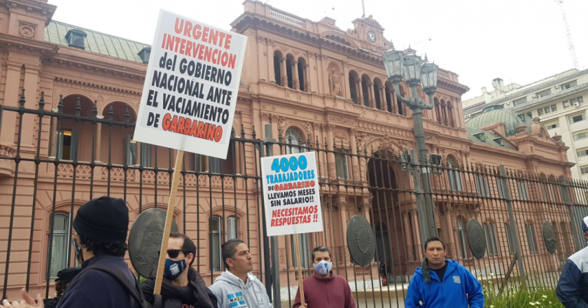 Alberto Fernández recibió a trabajadores de Garbarino y se comprometió a ayudarlos