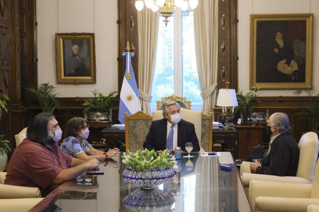 Alberto Fernández con la cúpula de la CTERA