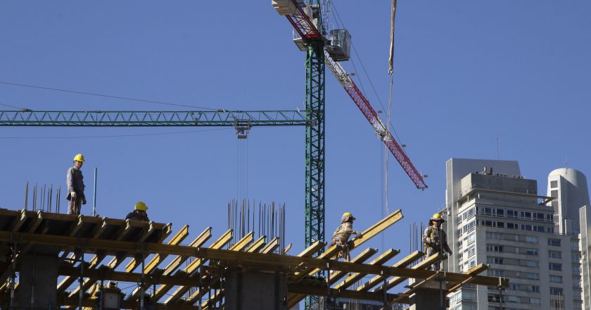 Buena para la UOCRA: el 68% de los empresarios de la construcción cree que volverá a crecer la actividad en 2022