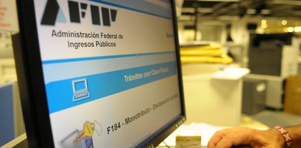 Impuesto a las Ganancias el mínimo no imponible sube 50,62 y se