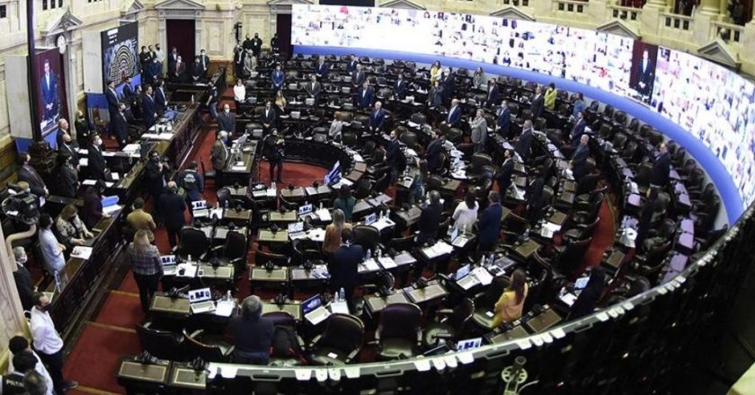 Gremio del personal legislativo acordó el pago de un bono de fin de año de 22 mil pesos