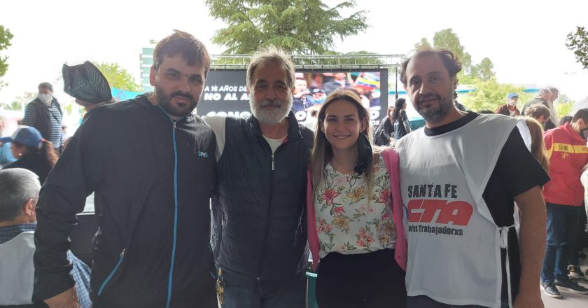 «Tanto la gente que movilizó el viernes como la que movilizó el sábado está en contra del ajuste y del FMI»