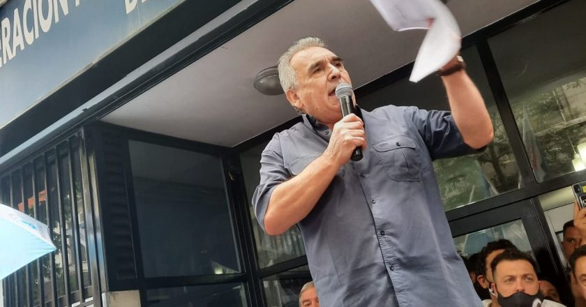 La federación de marítimos Fempinra decidió el estado de alerta y movilización y hará protestas ante fracaso de la paritaria