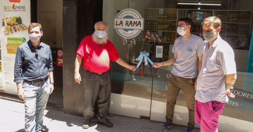 Unos 5 mil vendedores ambulantes se beneficiarán de la primera «Distribuidora popular para trabajadores y trabajadoras en Espacios Públicos» que inauguró Desarrollo Social