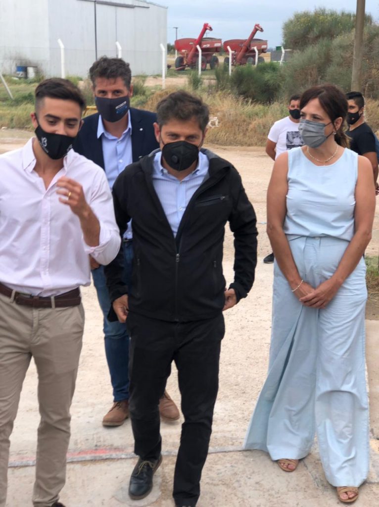 Axel Kicillof con Natalia Sánchez Jáuregui