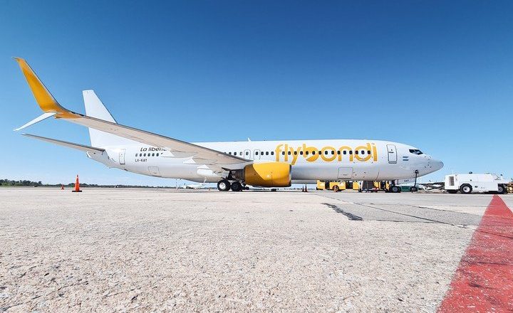 «Me echaron estando de licencia por maternidad»: Flybondi, el caso que expone el fracaso del sindicato por empresa