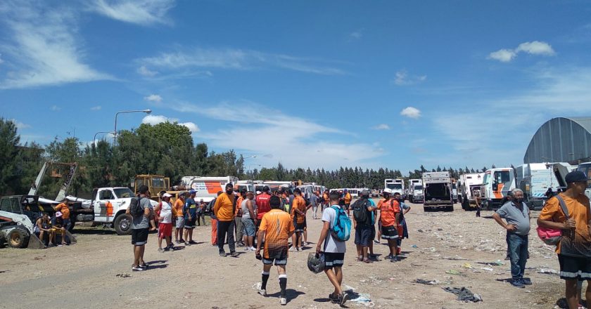 El Ministerio de Trabajo bonaerense recibió a municipales de Berazategui tras una semana de conflicto