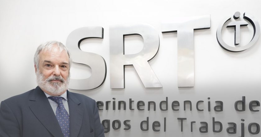 #EXCLUSIVO Enrique Cossio: «La cobertura de las ART rige para cualquiera que se contagie en el trabajo»