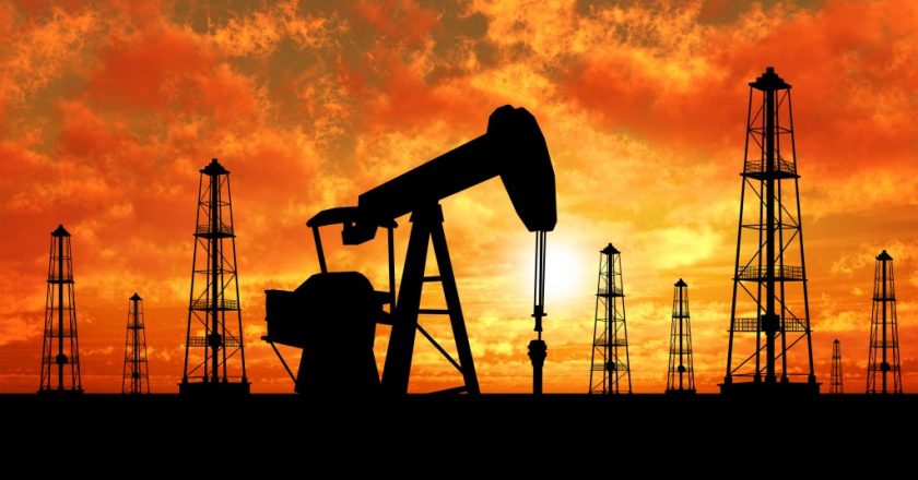 #ParitariasPermanentes Petroleros privados firmaron un 21% de aumento en dos cuotas y vuelven a negociar en dos meses