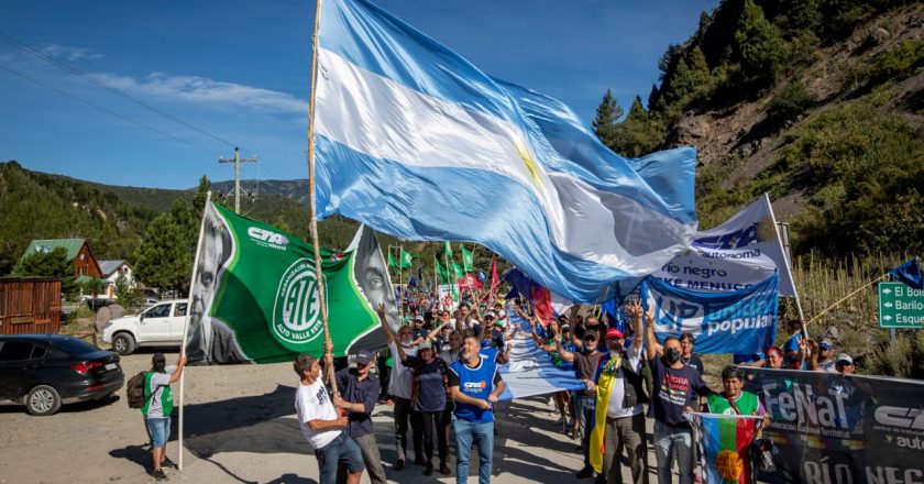 «Lewis representa a los intereses extranjeros en la Patria: la Corona británica, EEUU y el FMI»