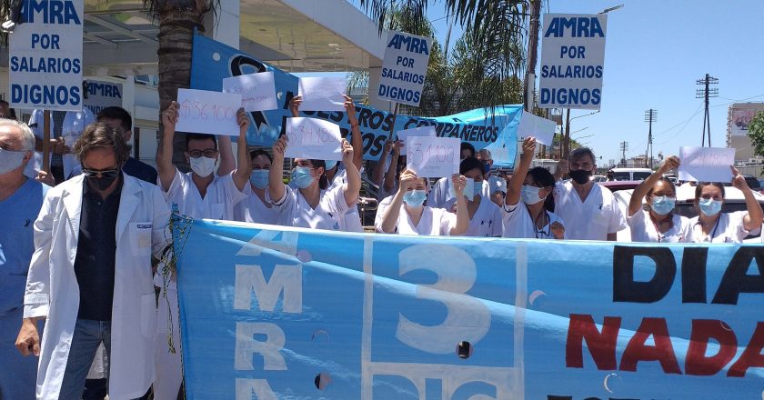 Sindicato de médicos inició pedido de paritarias en municipios bonaerenses con una base de $200.000