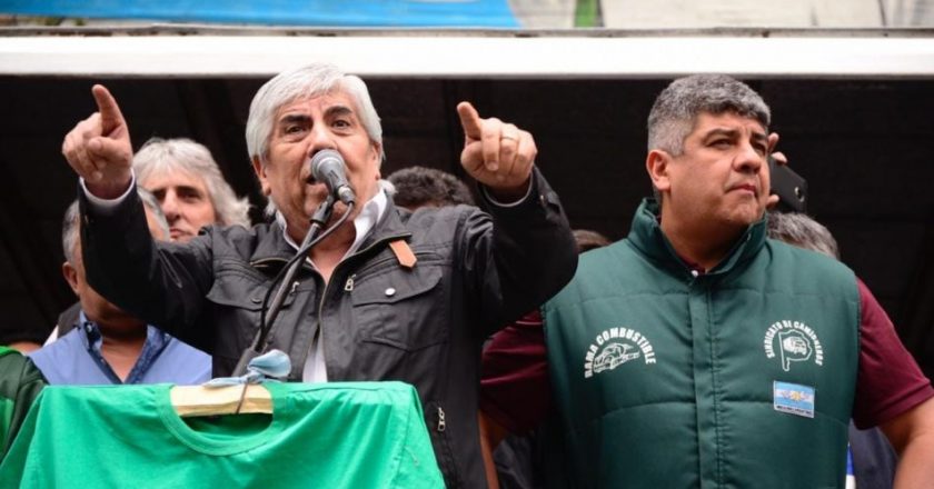 Camioneros repudió el ataque al chofer y responsabilizó «a los medios que incitan a la violencia» contra dirigentes y trabajadores del gremio