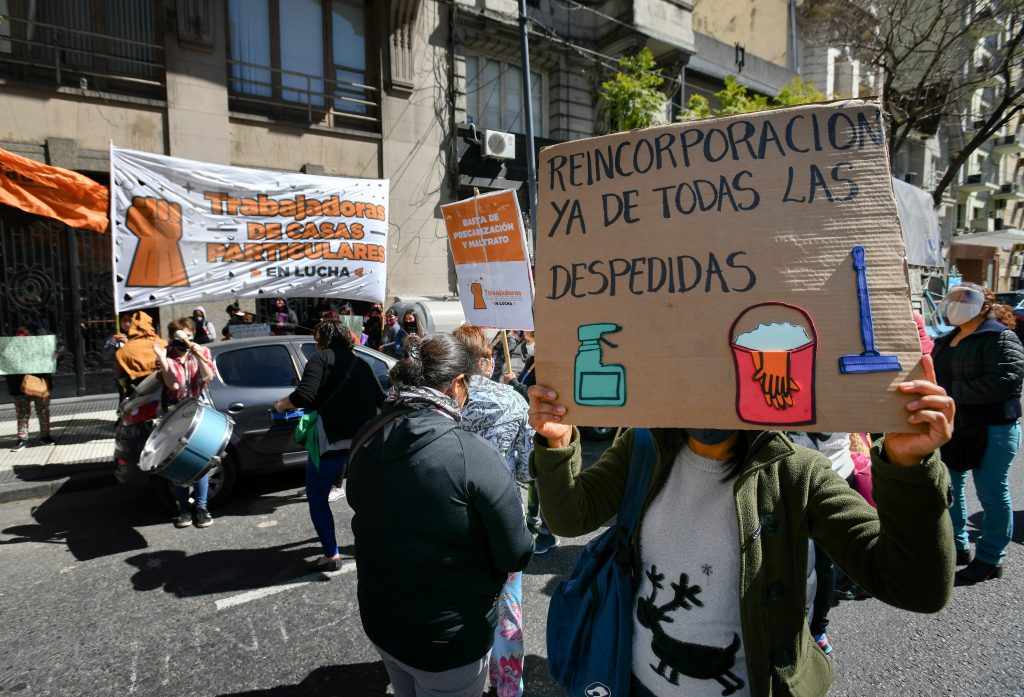El Gobierno convocó este jueves a una reunión para definir un nuevo aumento para las empleadas de casas particulares