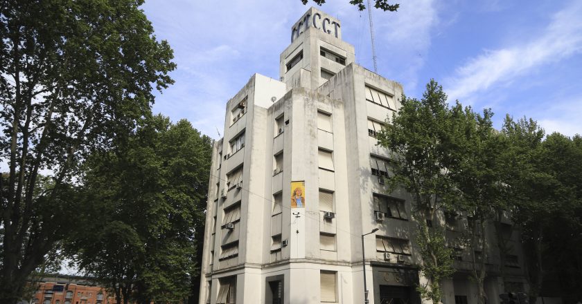 En medio de la crisis, la CGT se hizo un rato para pedirle a Alberto que coloque el busto de «Isabelita» en la Rosada