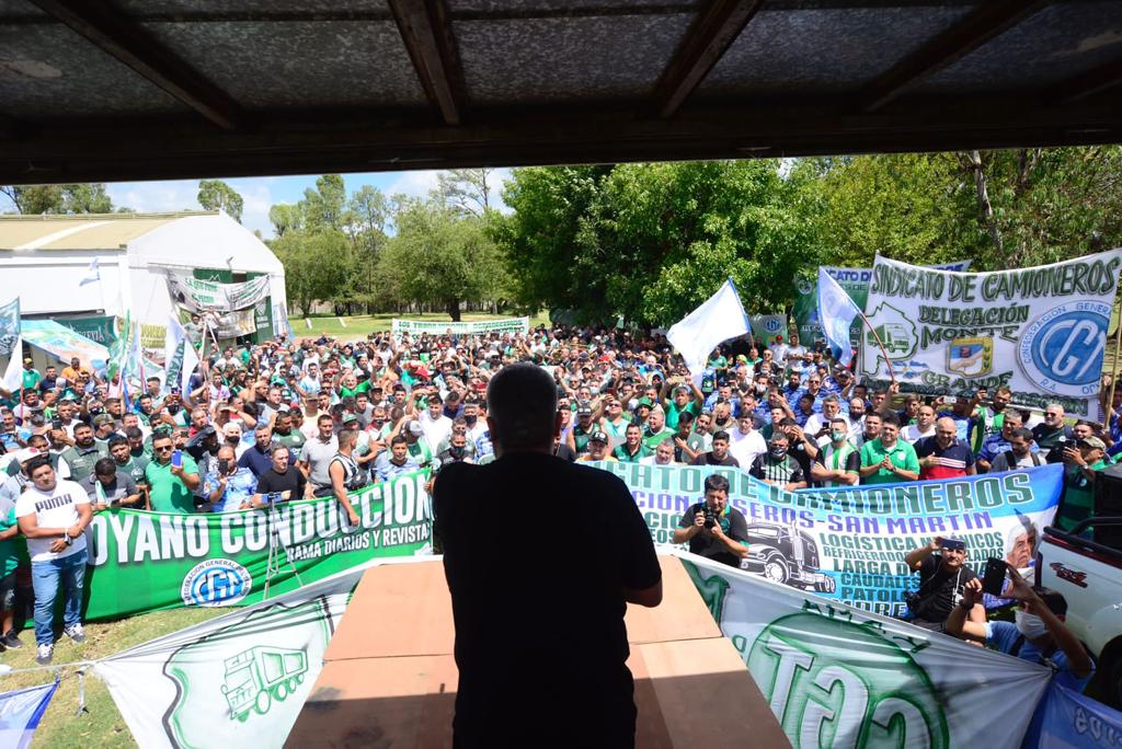 Pablo Moyano: "Es increíble que Clarín dé los fallos antes de que los conozca el perjudicado. Queda demostrado que la Justicia sigue siendo manejada por el sector del macrismo"