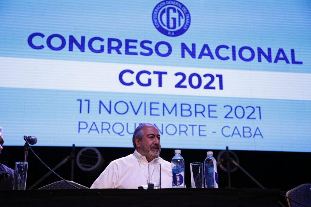 Andrés Rodríguez insistió en que "es lógico" que haya trabajadores que no quieran jubilarse y aseguró que "hay unanimidad" en la CGT para apoyar el acuerdo con el FMI