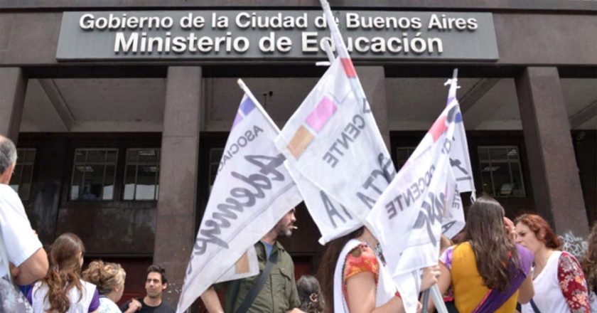 Con recelo gremial, arranca el debate legislativo de la ley para cambiar el Estatuto Docente porteño