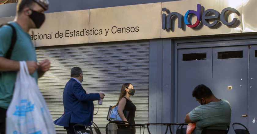 Para los trabajadores del INDEC el salario mínimo debería superar los 145 mil pesos para cumplir su función constitucional