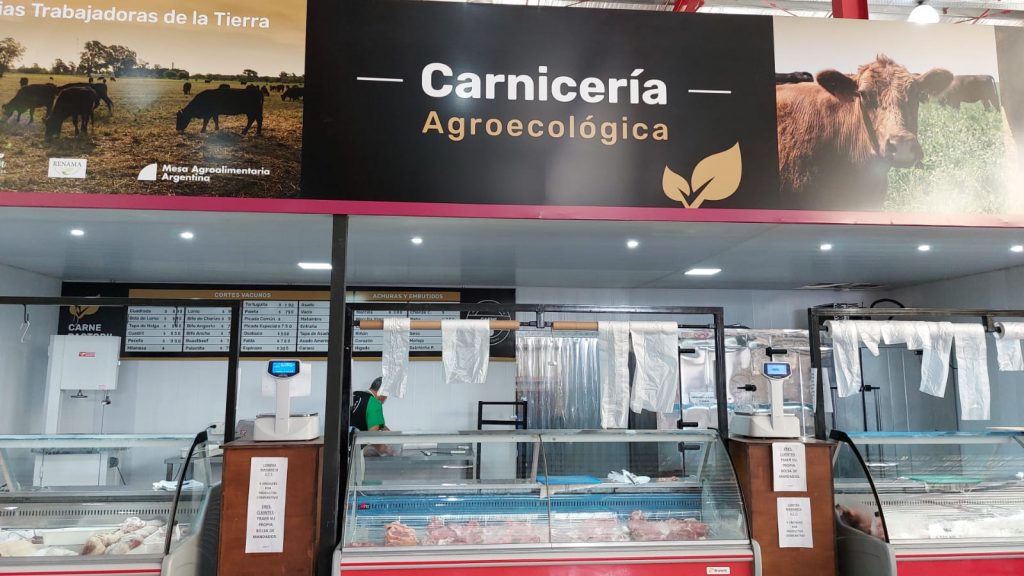 Gremio de campesinos tendrá su nave para pequeños productores en el Mercado Central para "concretar la venta de alimentos sin intermediarios" 