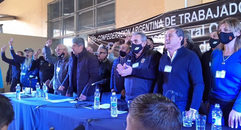 La presentación de la UGATT detonó una guerra abierta por el control de los gremios del transporte con el empoderamiento de múltiples líneas internas