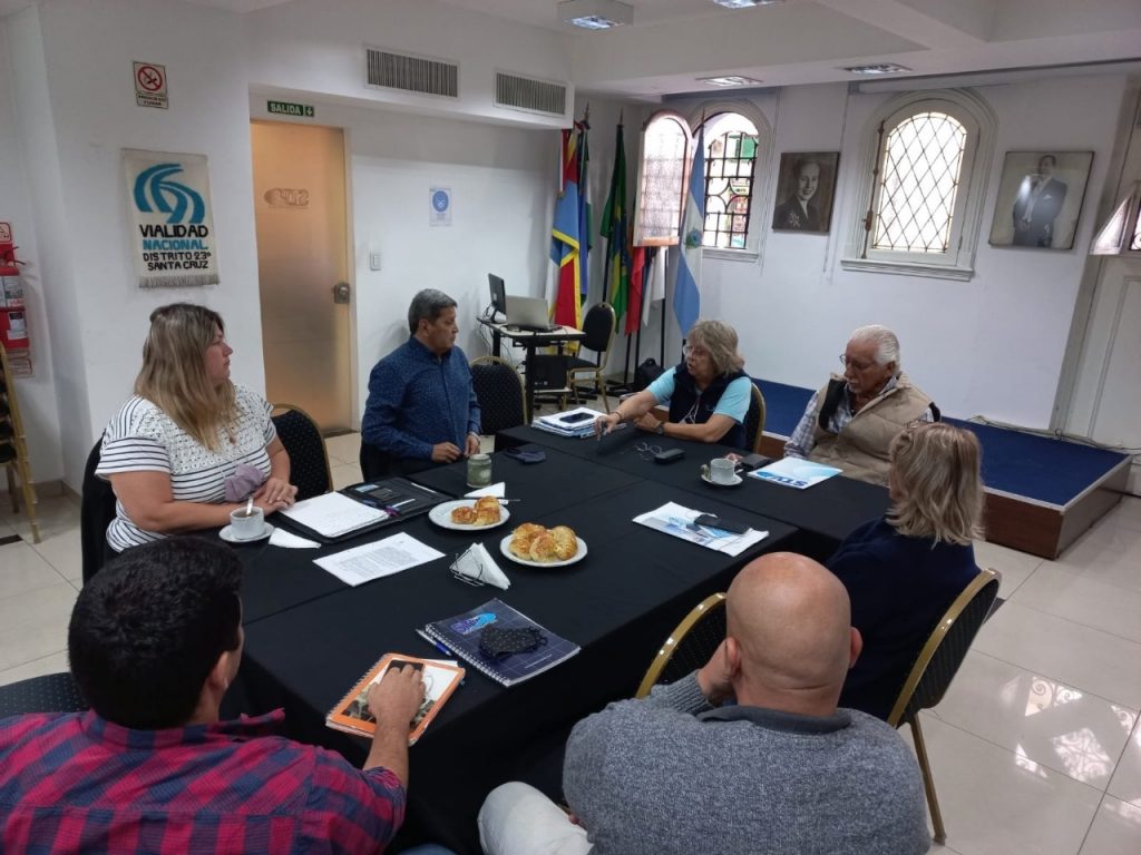 Aleñá cruzó a Piumato, aseguró que la Corte está dando "un claro golpe institucional" y recordó que "tuvo la suerte de no ser perseguido por el Macrismo"