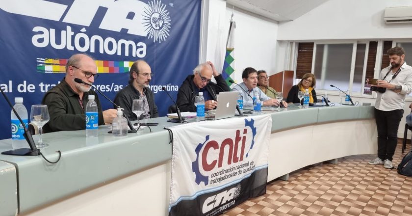 Diego Hurtado presentó en la CTA Autónoma el Plan Nacional de Ciencia y Tecnología 2030: «Los gremios llevan ventaja en la comprensión de lo que estamos presentando»