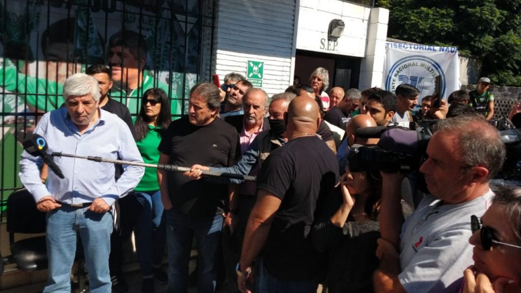 Ahora el Movimiento Empresarial Antibloqueos denunció a Moyano por la huelga de Camioneros en San Nicolás 