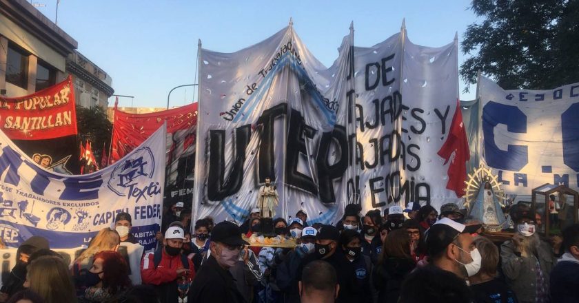La UTEP advirtió que los movimientos sociales ya están en alerta y movilización: «Ser fuertes con los débiles no es la estrategia»