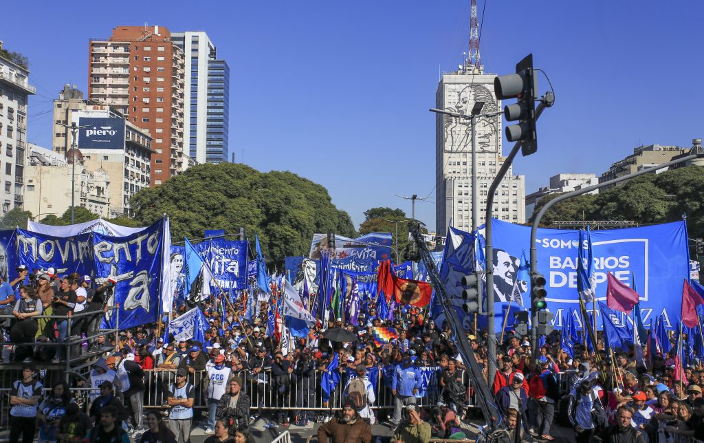 En medio de la emergencia, las Organizaciones Sociales ya piden la reapertura del Consejo Nacional para aumentar el Salario Mínimo 