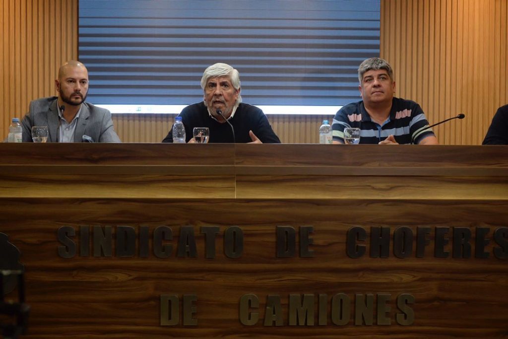 Moyano denunció que agentes de la AFI armaron la causa de San Nicolás que tiene a dos camioneros presos:  "Con operaciones de Gestapo no nos van a doblegar" 