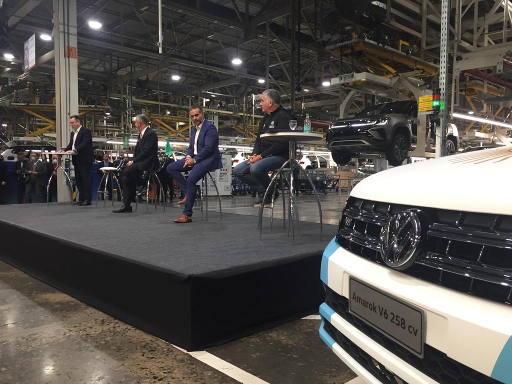 Volkswagen invertirá 250 millones de Dólares para ampliar sus operaciones en el país y en SMATA festejaron: "Más de 400 compañeros nuevos"