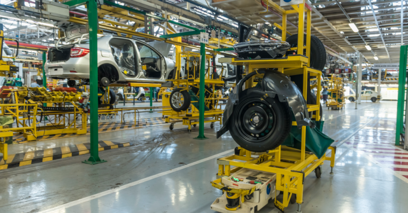 Tensión en Renault Córdoba: denuncian 300 despidos encubiertos bajo la figura de «acuerdos voluntarios»