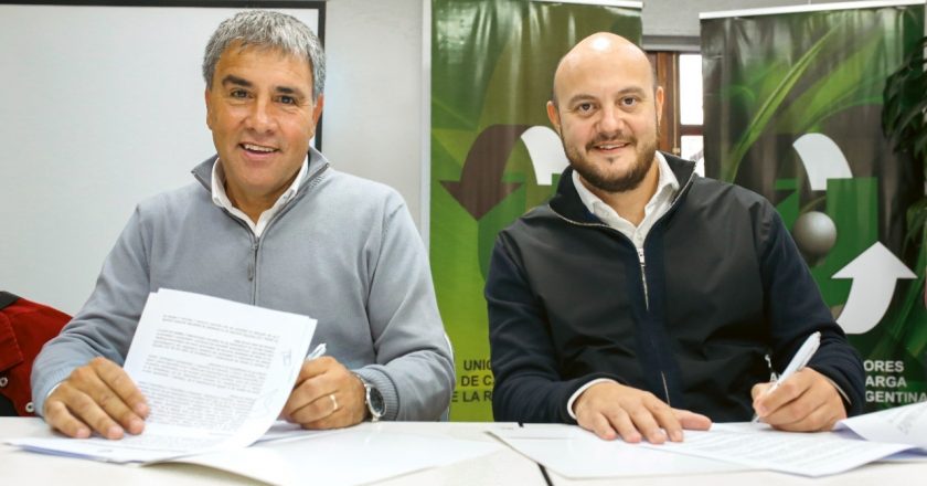 La Ciudad y la Unión Trabajadores de Carga y Descarga de la República Argentina firmaron un convenio para la detección del trabajo no registrado