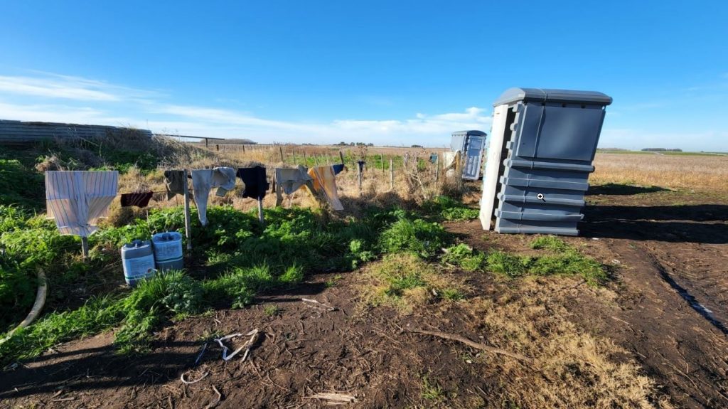 #ExplotaciónLaboral Detectaron 12 trabajadores hacinados en un campo de papa ubicado en Lobería