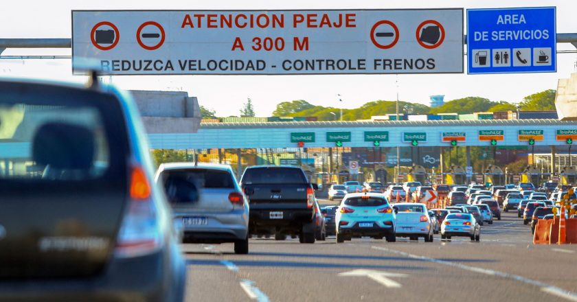 Despidieron a un trabajador de peajes de CABA por denunciar a la policía metropolitana: «No te voy a decir lo que me mandaron a hacer, ya te vas a enterar»