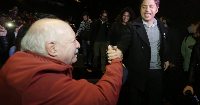 Kicillof se metió en el debate sobre los salarios: «No es sostenible la expansión económica sin la recuperación de los ingresos»